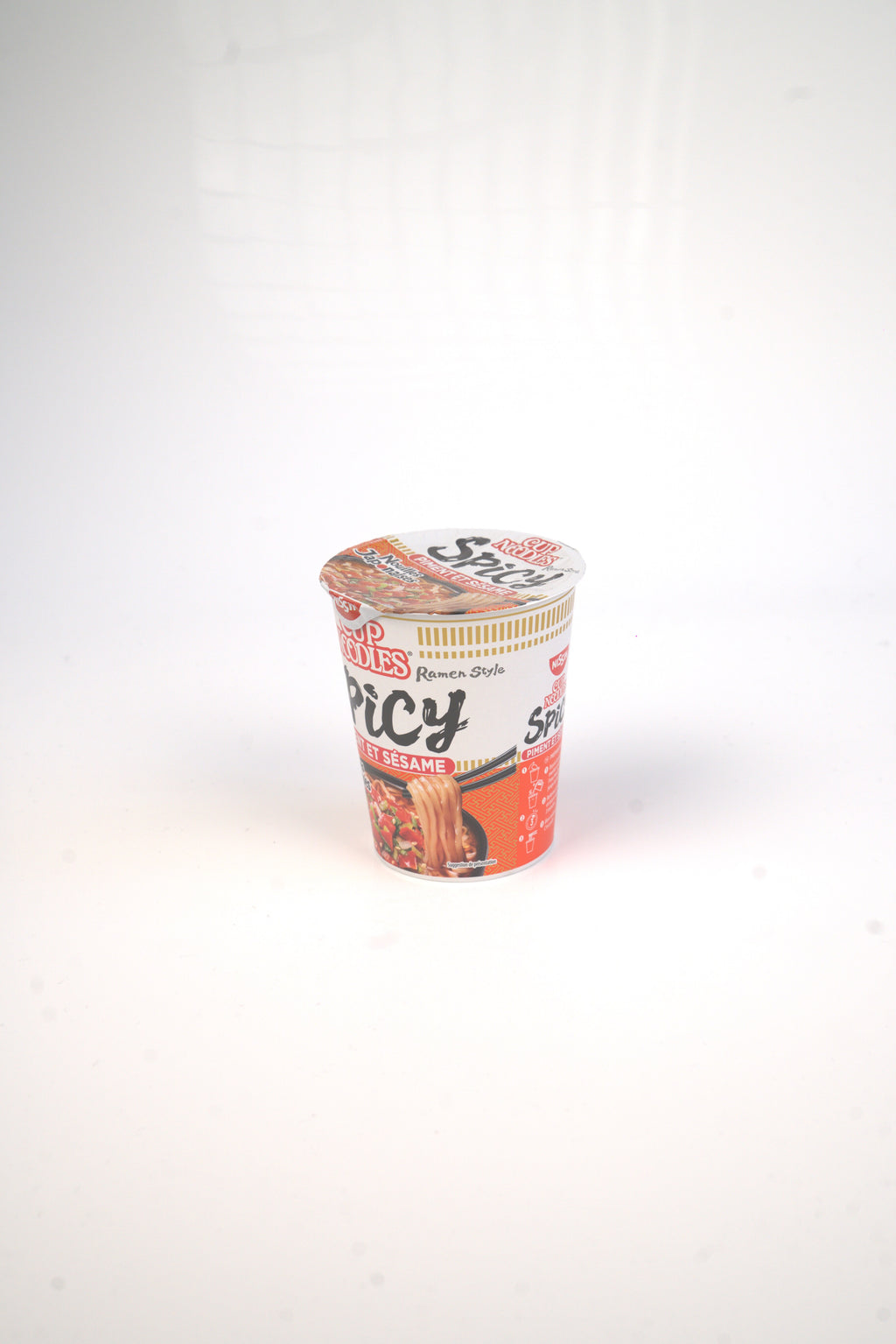Nissin Cup Noodles Ramen Piment et Sesame