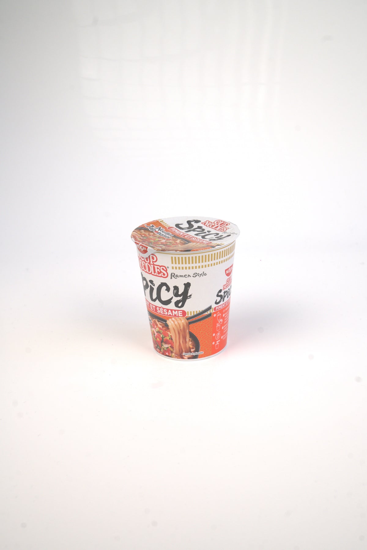 Nissin Cup Noodles Ramen Piment et Sesame